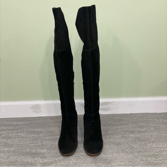 Lucky Brand Women’s Ramsden Black Suede Over The Knee Heeled Boots Size 8 - Picture 3 of 7